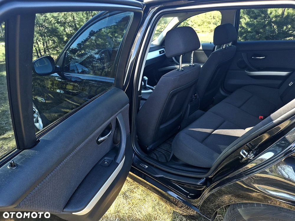 BMW Seria 3 - 24