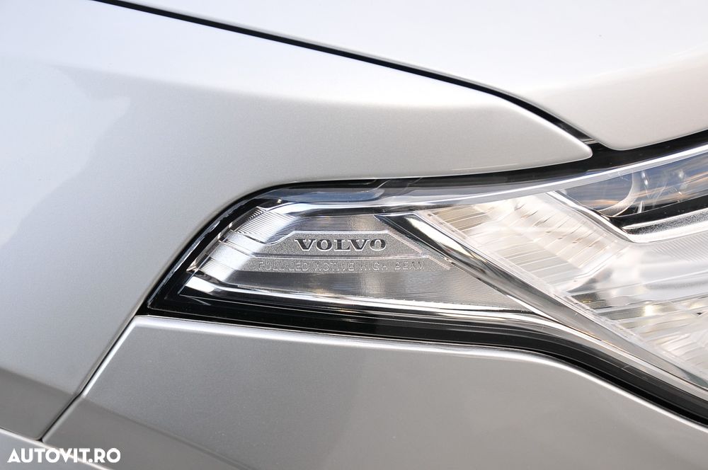 Volvo XC 90 B5 D AWD Geartronic RDesign - 8