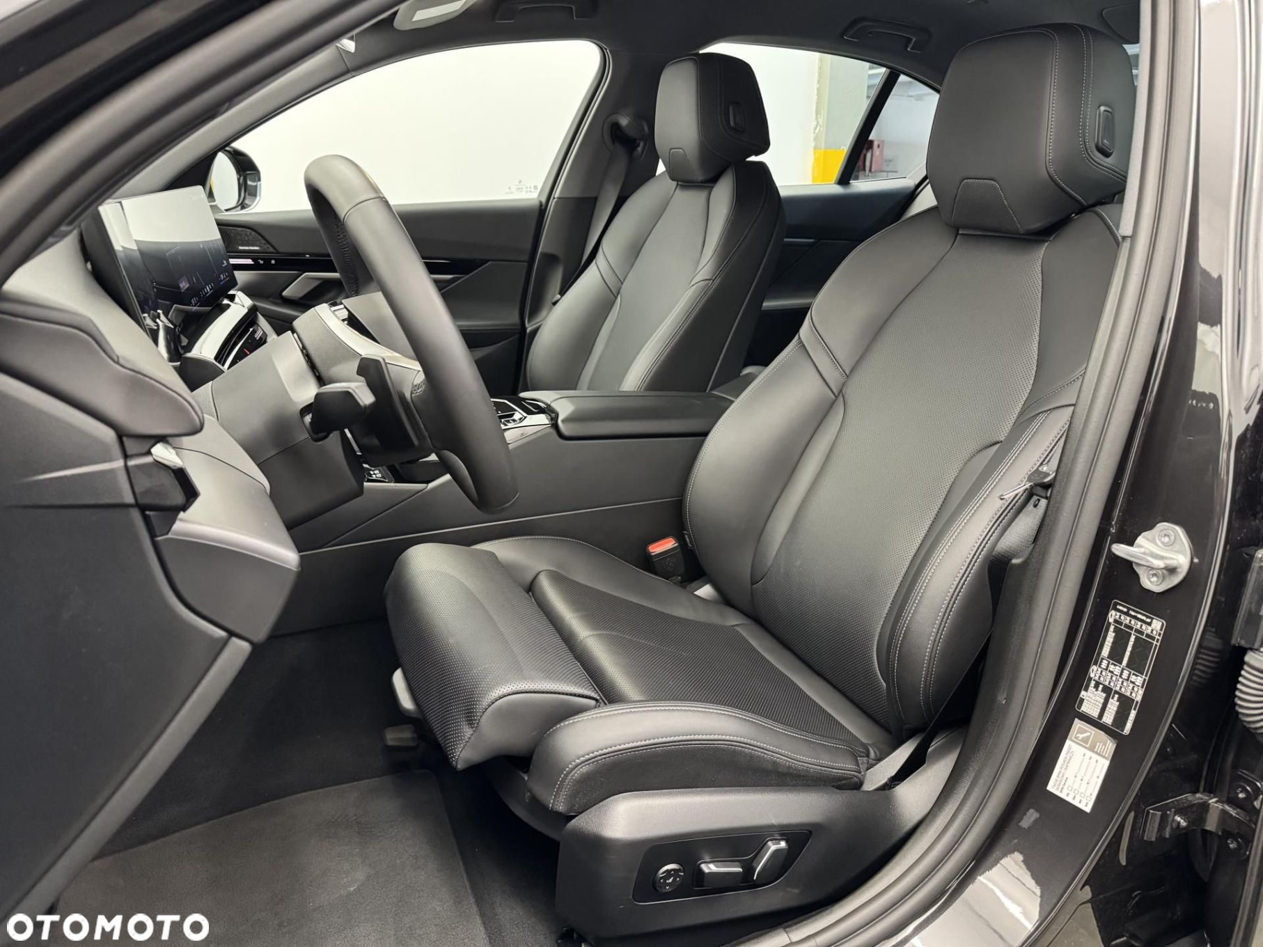 BMW Seria 5 - 16
