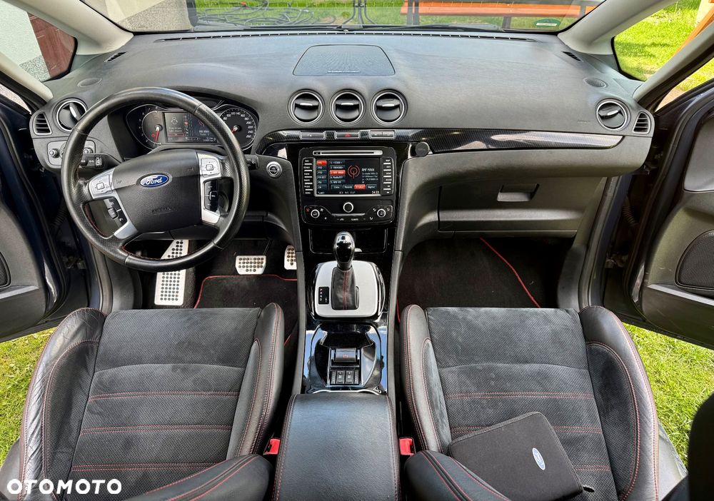 Ford S-Max - 14