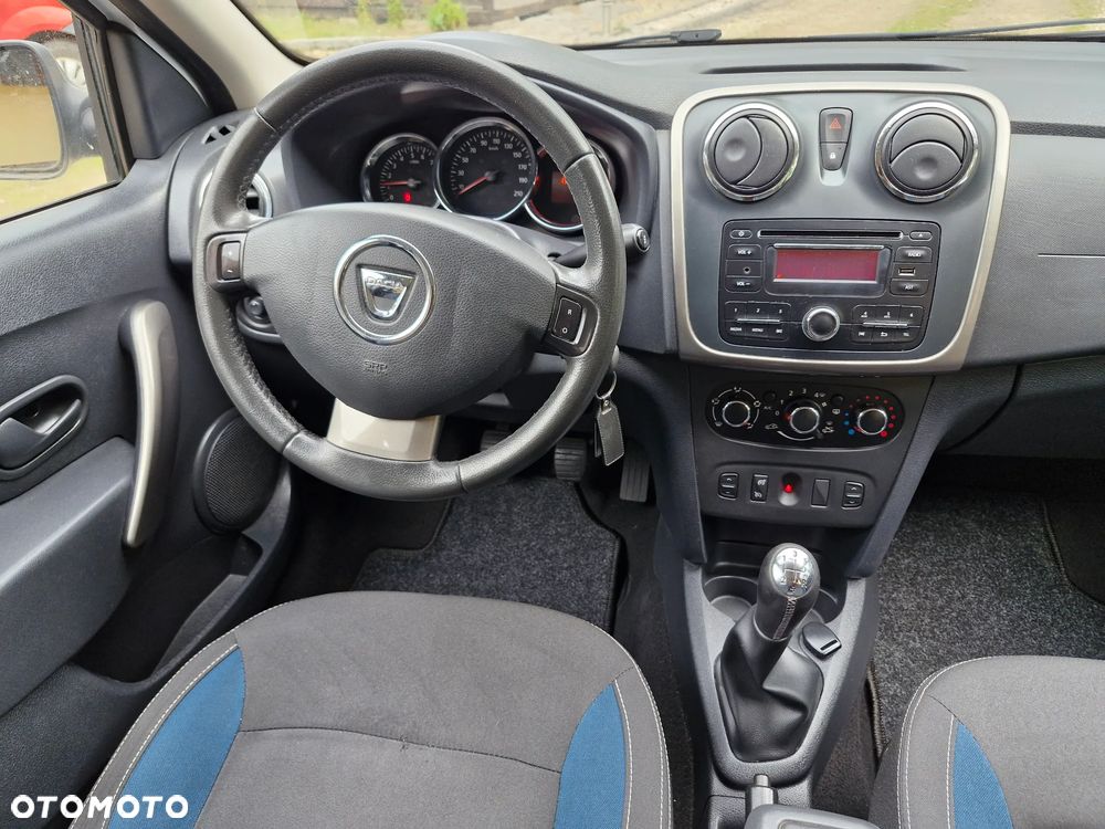 Dacia Sandero 1.2 16V 75 Essentiel - 10