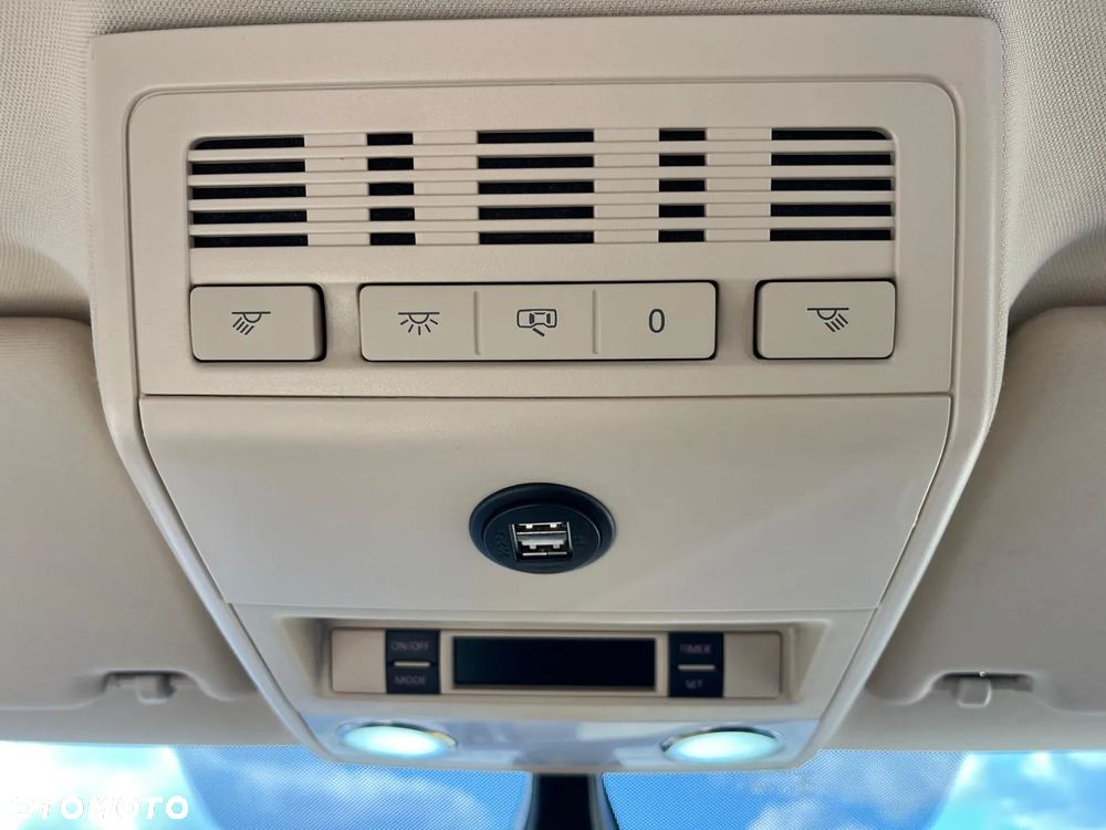 Volkswagen Multivan 2.0 BiTDI L1 Comfortline 4Motion - 17