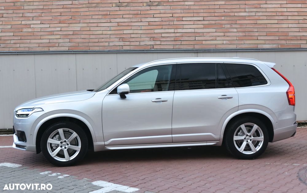 Volvo XC 90 - 8