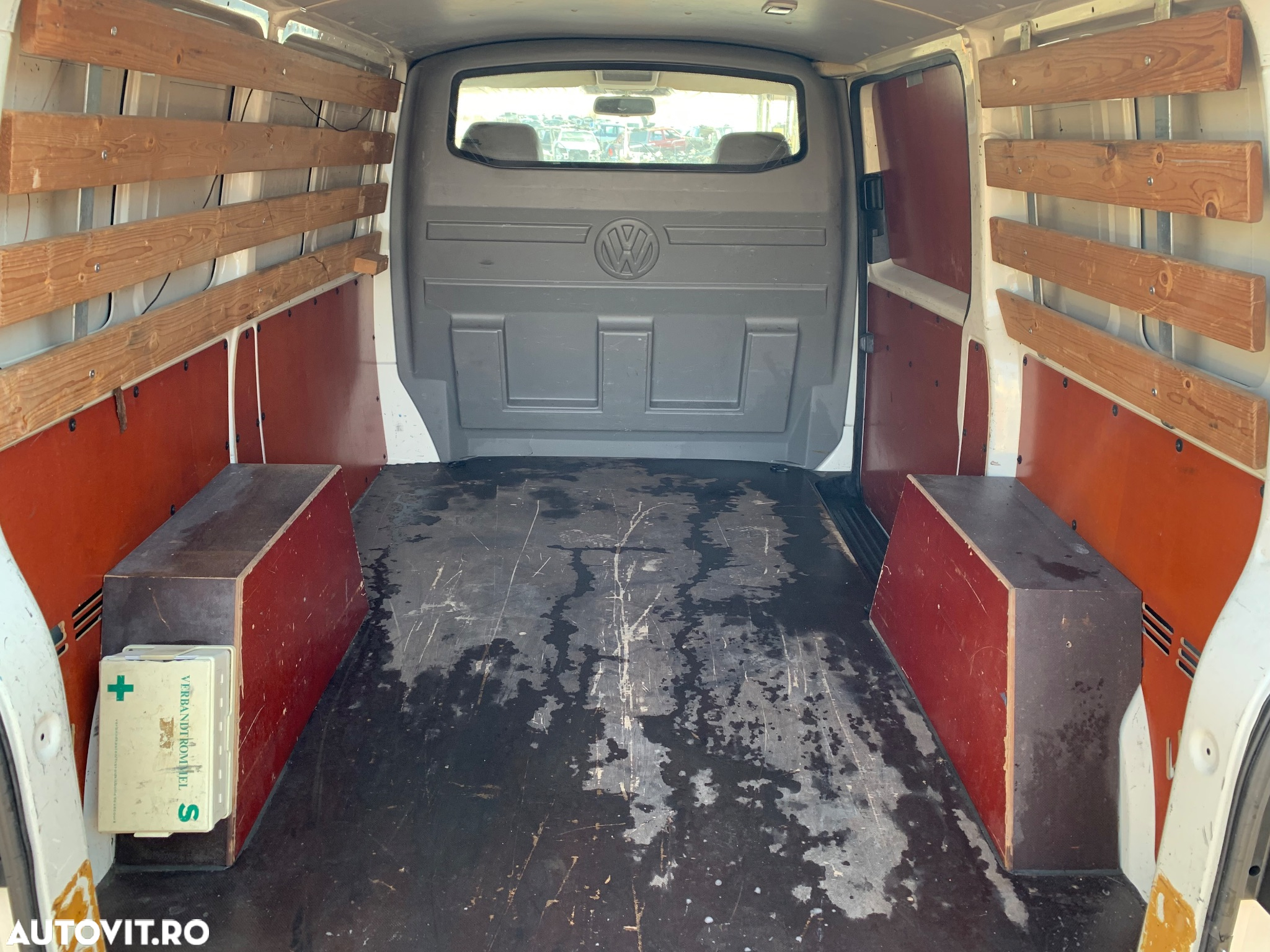 Volkswagen Transporter - 19