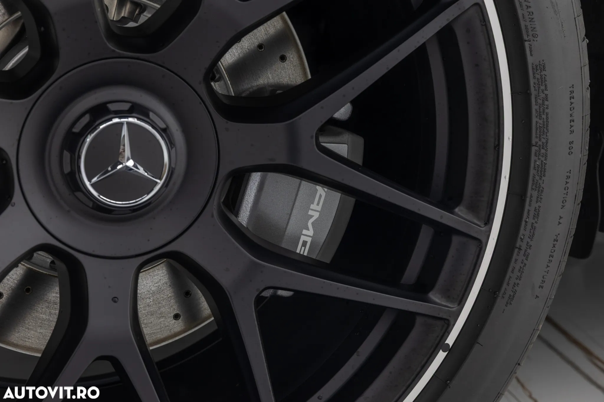 Mercedes-Benz GLE AMG 53 MHEV 4MATIC+ - 29