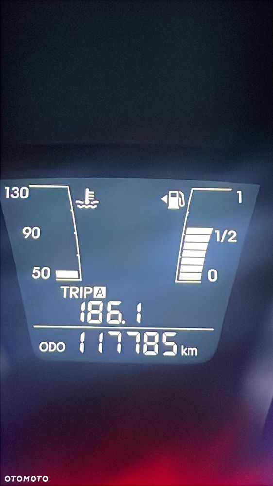 Hyundai ix20 1.6 CRDi Fifa World Cup Edition - 14