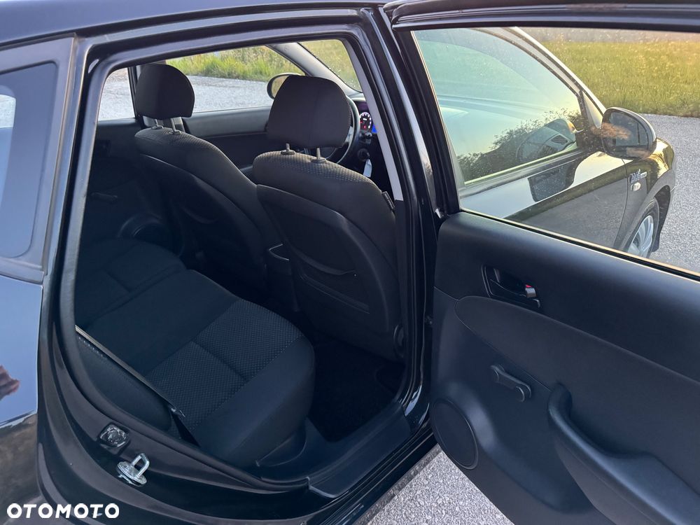 Hyundai i30 1.4 Blue Comfort - 22
