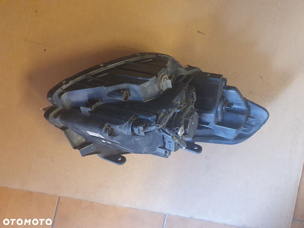 REFLEKTOR PRAWY KIA SOUL 09-11 EUROPA - 5