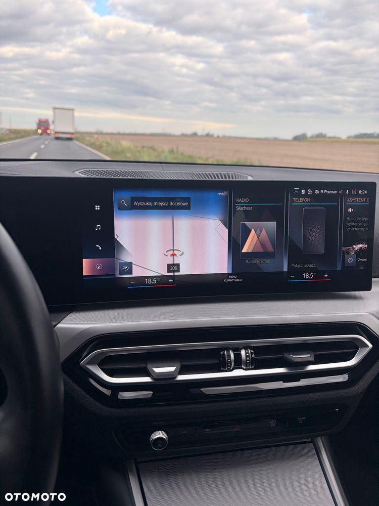 BMW Seria 3 318d mHEV - 14