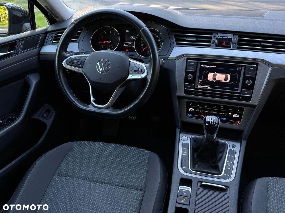 Volkswagen Passat 1.5 TSI EVO Essence - 16