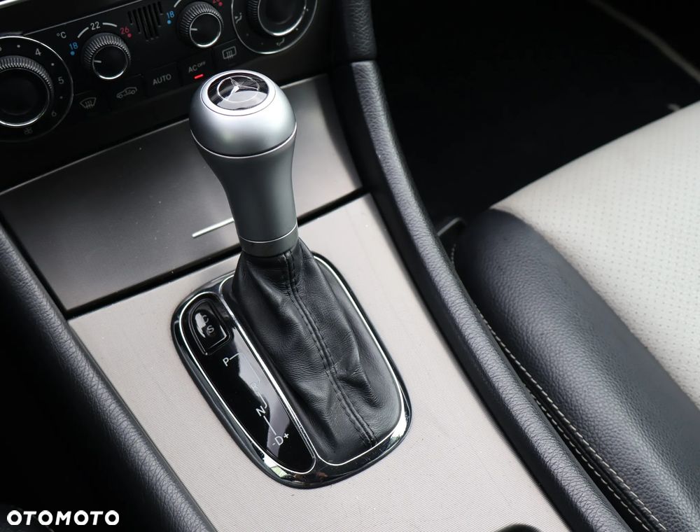 Mercedes-Benz Klasa C 180 Kompressor Automatik - 9