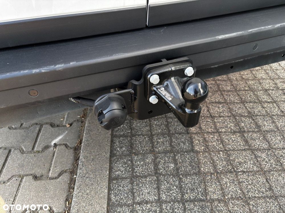 Volkswagen Crafter 35 2.0 TDI L3H3 3640 177 KM - 14