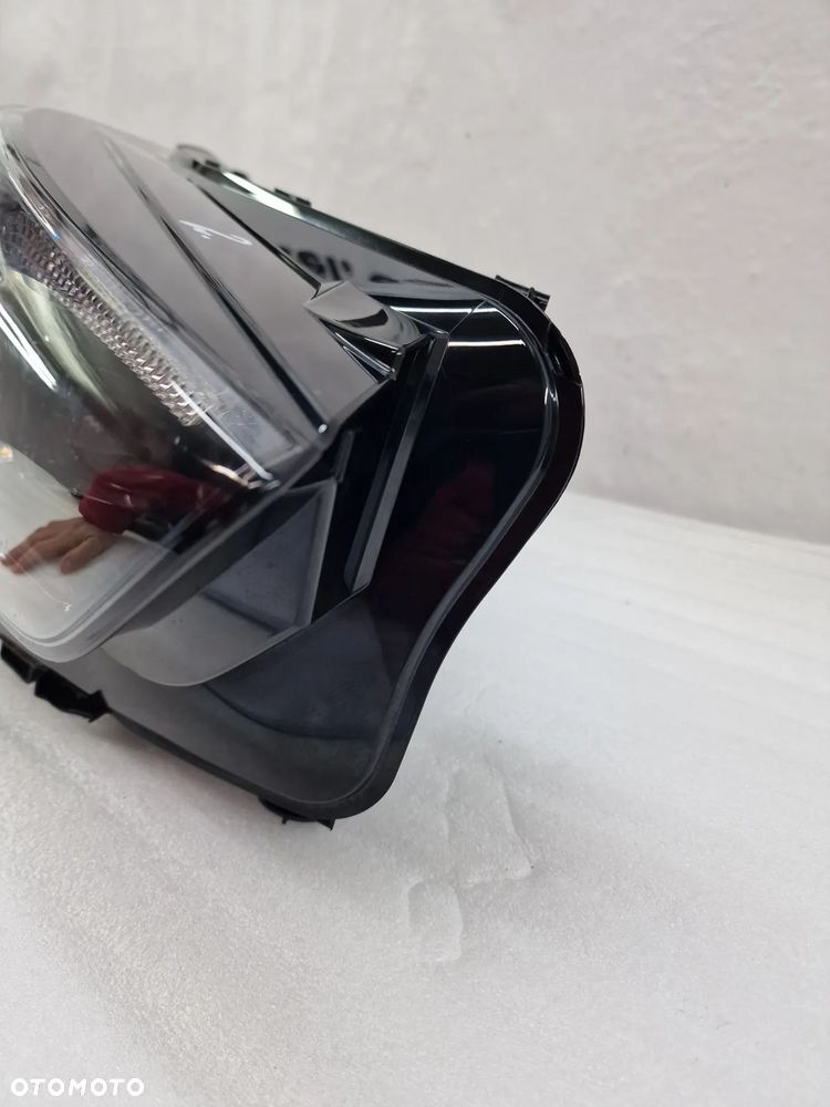 BMW X1 U11 22- PRAWA LAMPA PRZEDNIA PRZÓD , LED , BLACK SHADOW , BARDZO ŁADNA , NR 5A9A236-01 / EDR82B , NR AUKCJI LPP2 - 8