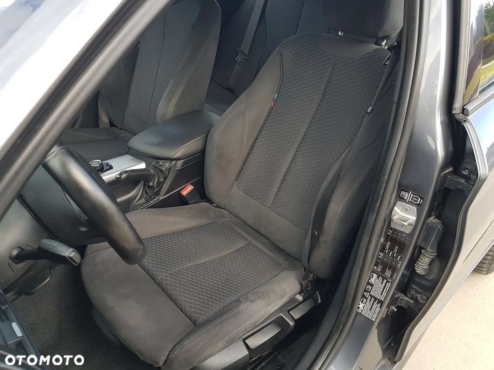 BMW Seria 1 120d xDrive BluePerformance - 12