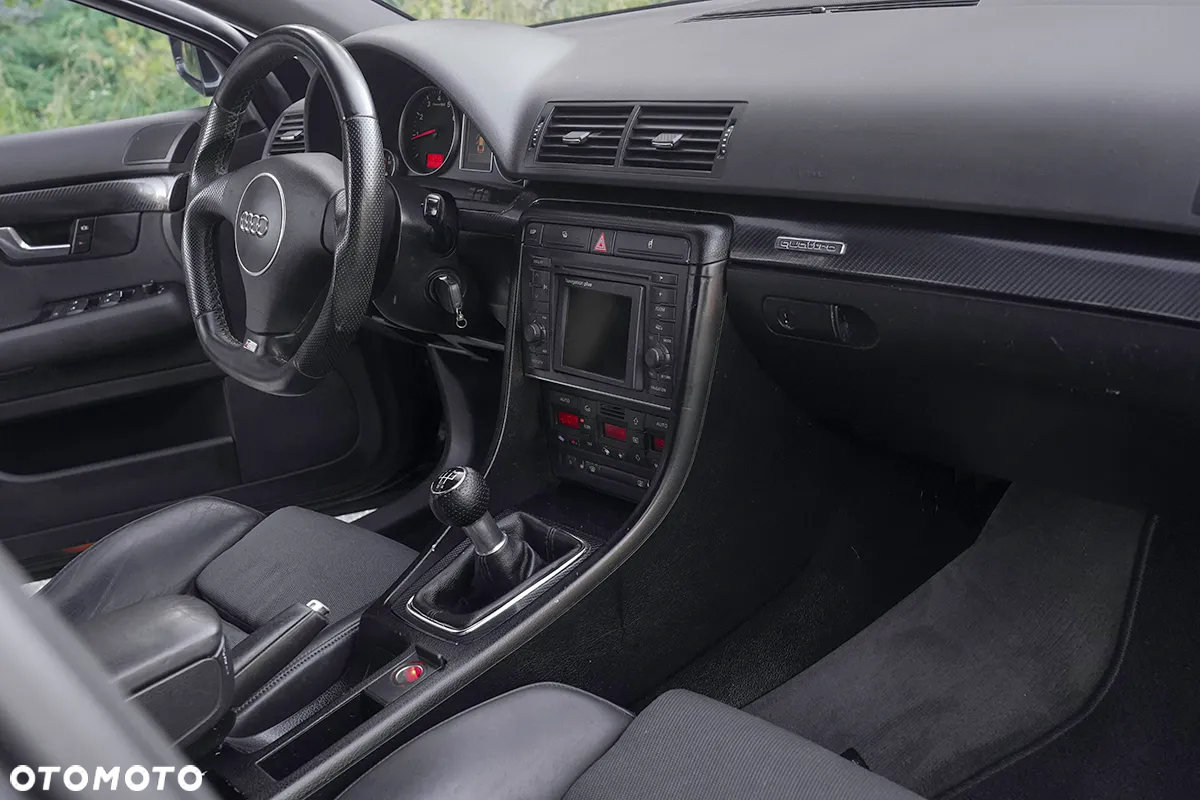 Audi A4 Avant 1.8T Quattro - 8