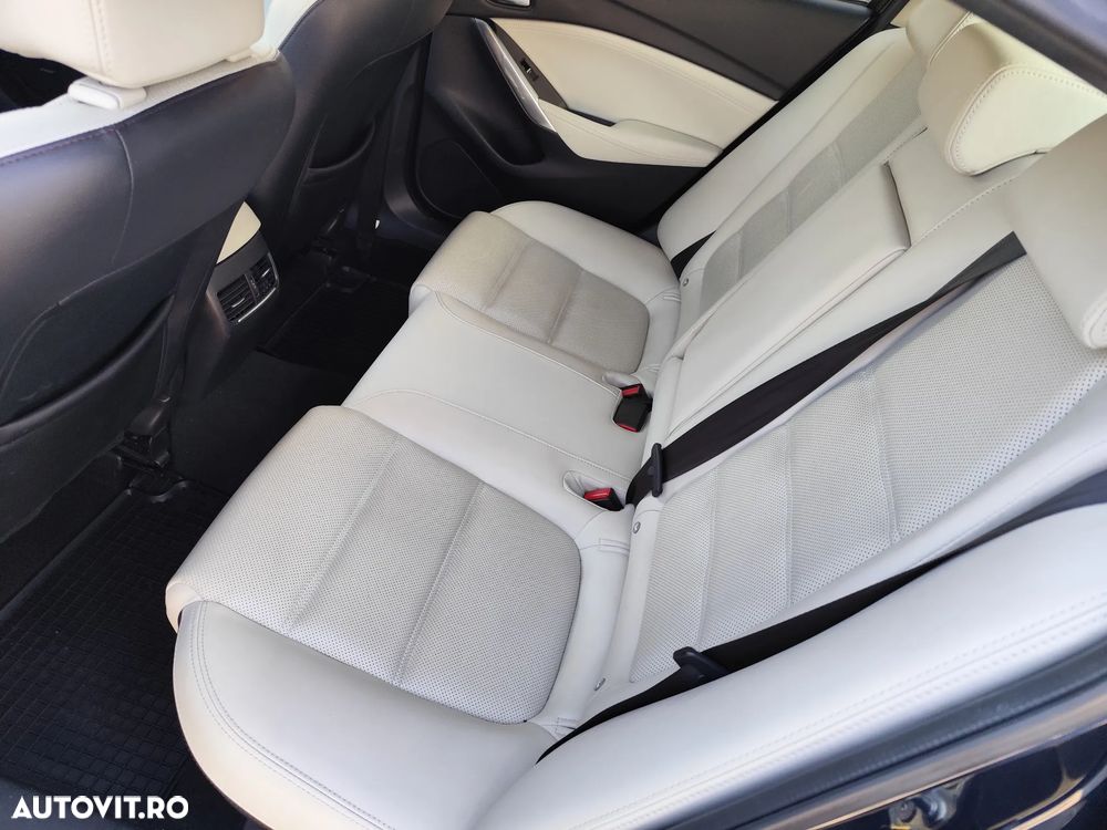 Mazda 6 CD175 AT Revolution Plus - 23