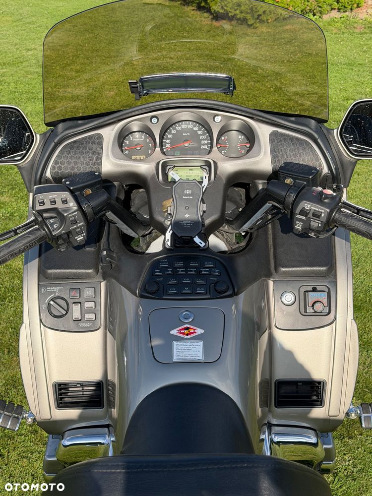 Honda GL - 9
