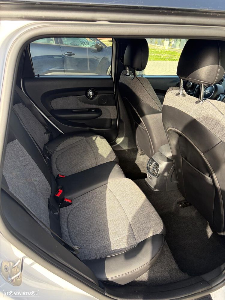 MINI Clubman Cooper D Premium Plus Classic Auto - 12