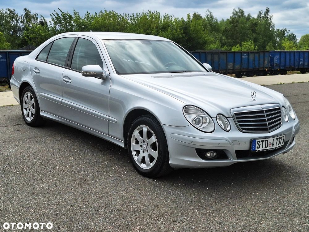 Mercedes-Benz Klasa E 200 CDI Classic DPF - 32