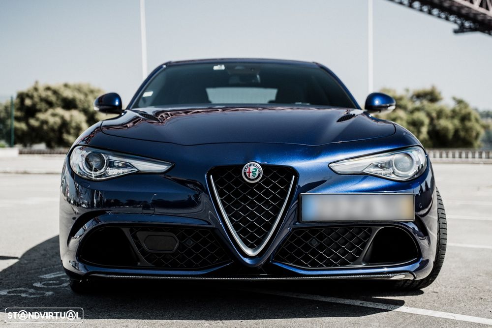 Alfa Romeo Giulia 2.9 Bi-Turbo Quadrifoglio AT8 - 3