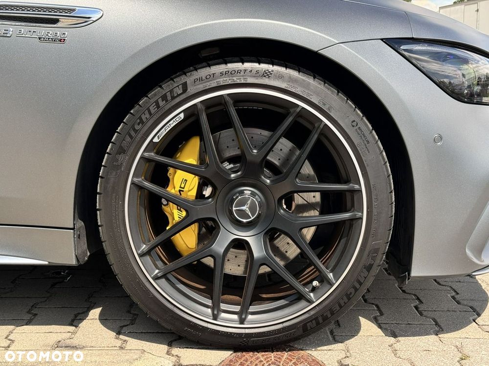 Mercedes-Benz AMG GT 63 S 4Matic+ Speedshift MCT 9G - 11