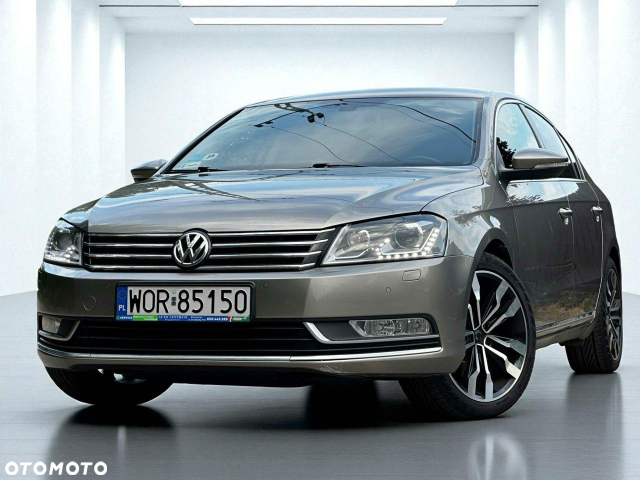 Volkswagen Passat 2.0 TDI Comfortline DSG - 10