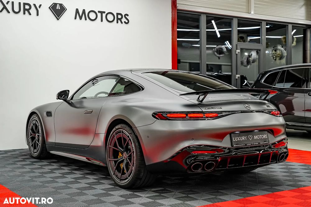 Mercedes-Benz AMG GT 43 Coupe MHEV - 3