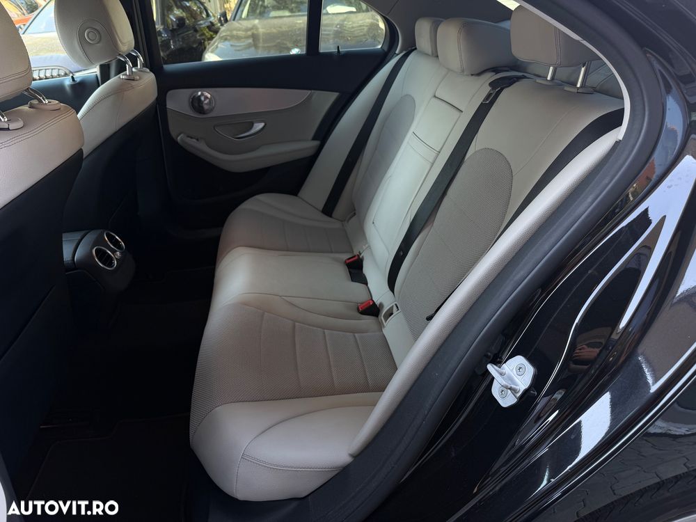 Mercedes-Benz C 180 7G-TRONIC - 13