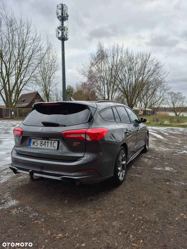 Ford Focus 2.3 EcoBoost ST Edition - 9