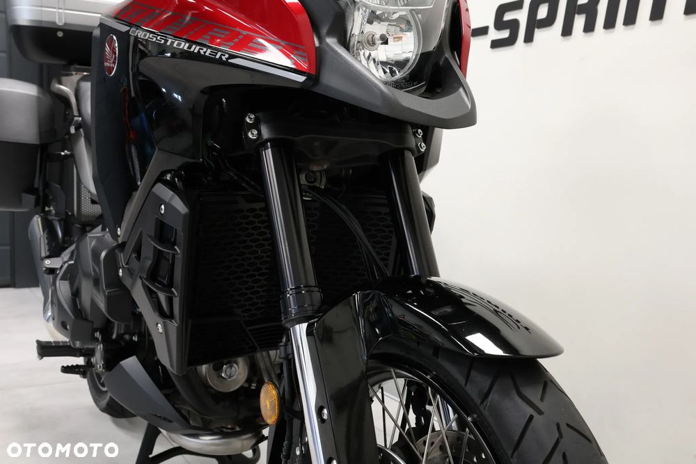 Honda VFR - 19