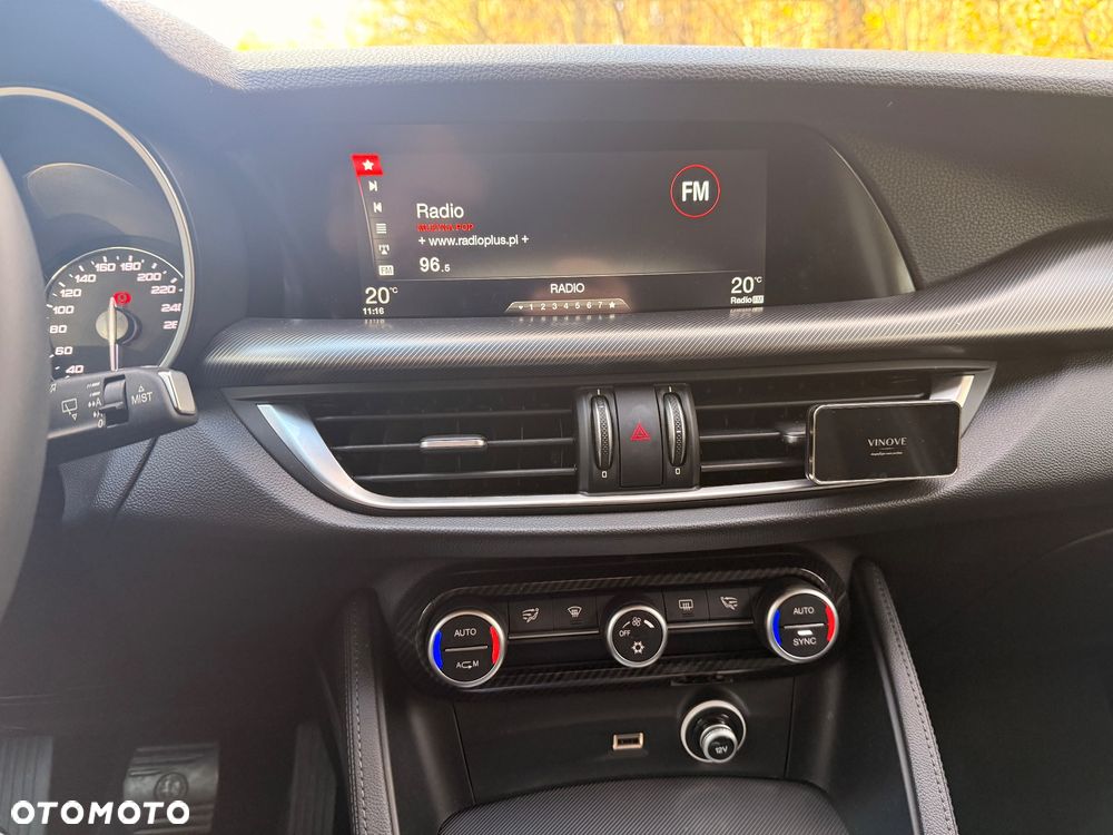 Alfa Romeo Stelvio 2.2 JTDM Q4 - 14