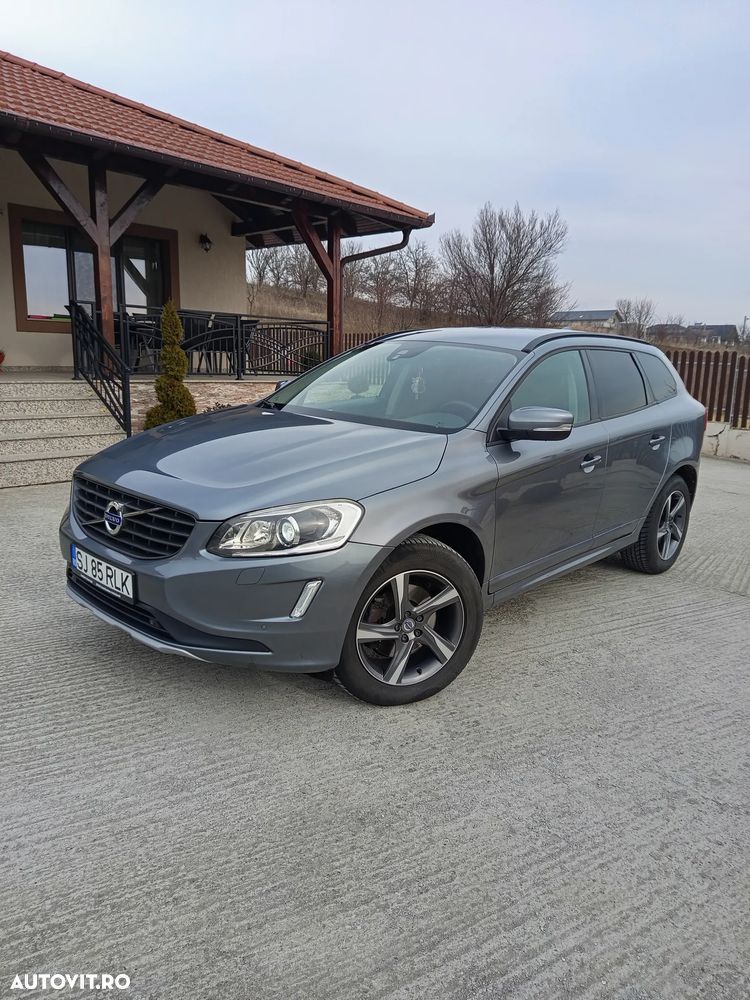 Volvo XC 60 D4 AWD Geartronic Momentum - 1