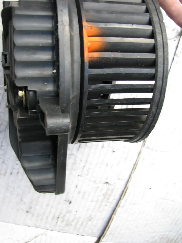 WENTYLATOR DMUCHAWA 8E2820021B AUDI A4 B6 - 4