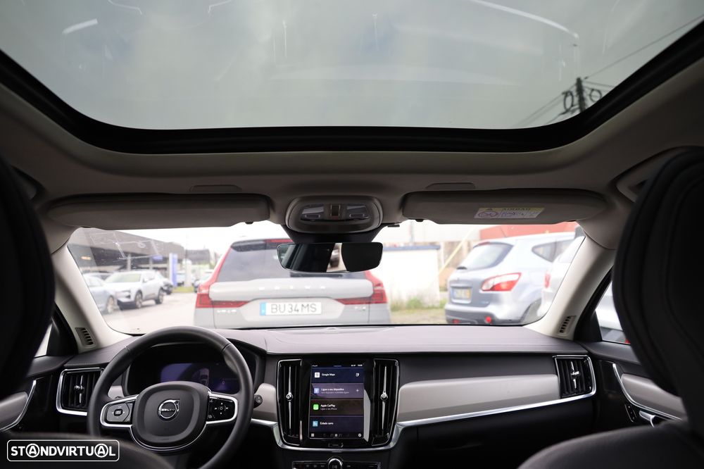 Volvo V90 2.0 T6 PHEV Plus Dark AWD - 17