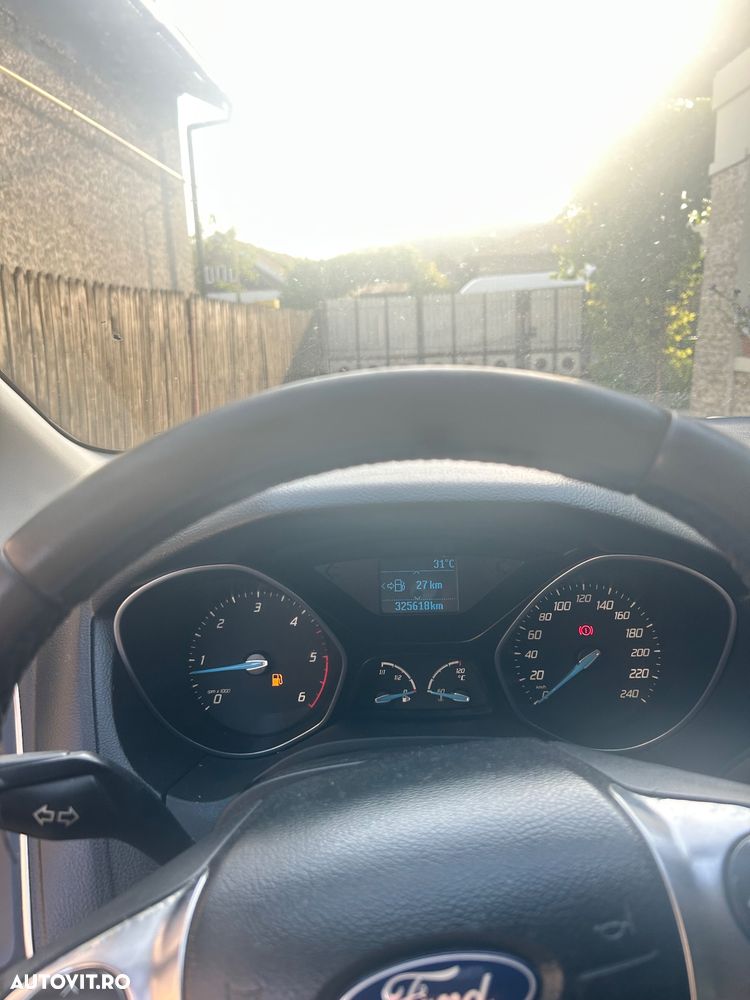 Ford Focus 1.6 TDCI DPF Titanium - 9