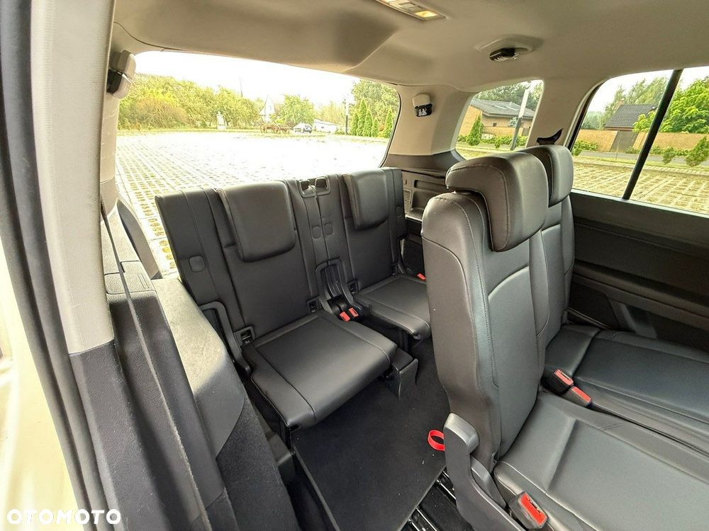 Volkswagen Touran - 21
