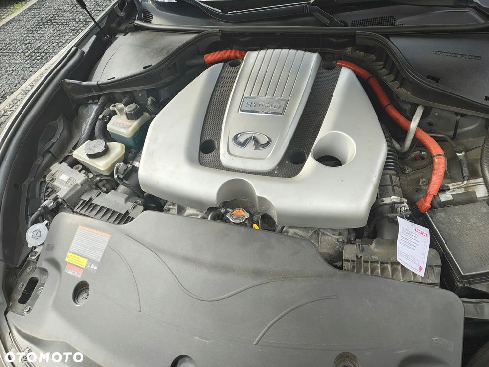 Infiniti M M35h GT - 20