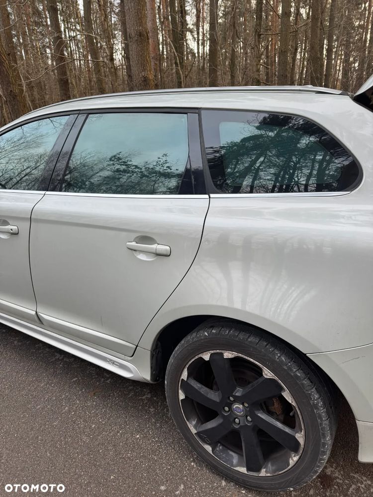 Volvo XC 60 D5 AWD RDesign - 9