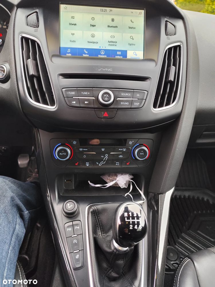 Ford Focus 1.5 EcoBlue STart-Stopp-System TITANIUM - 21