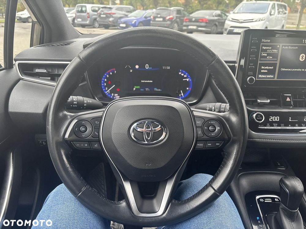 Toyota Corolla 1.8 Hybrid Comfort - 16