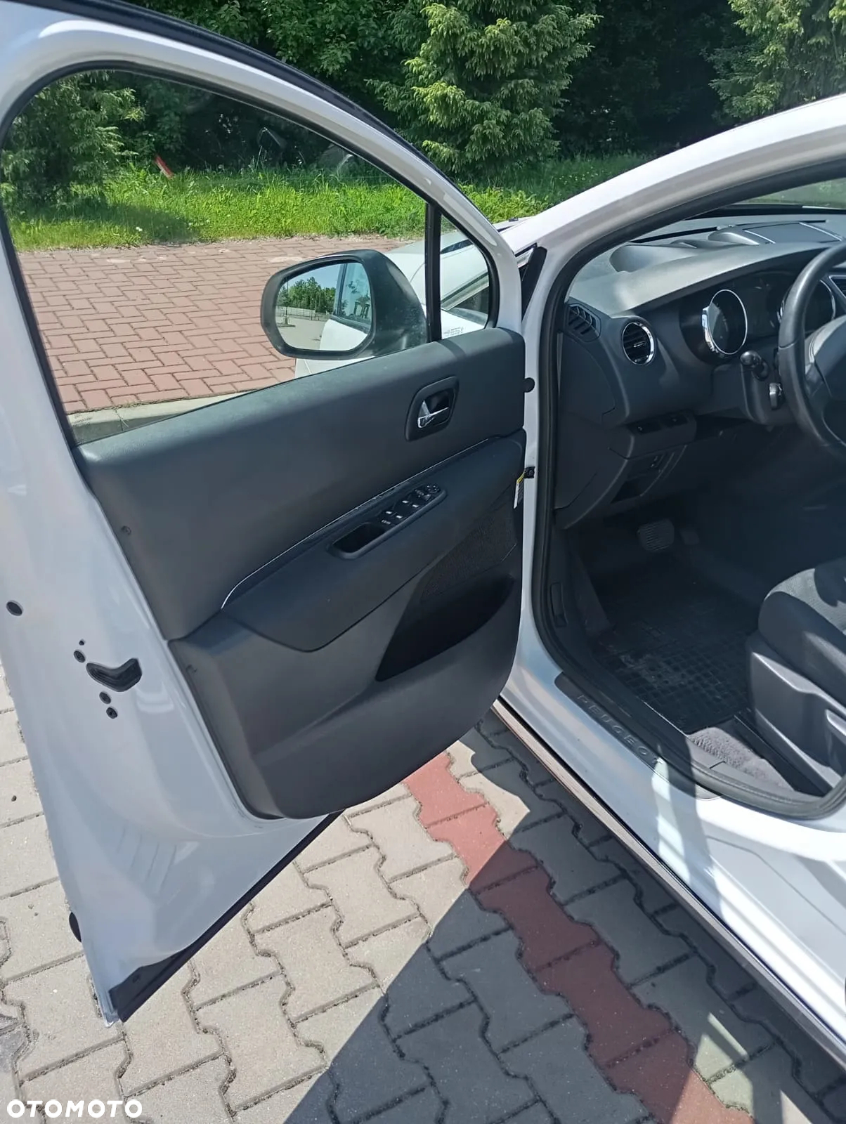 Peugeot 3008 - 8