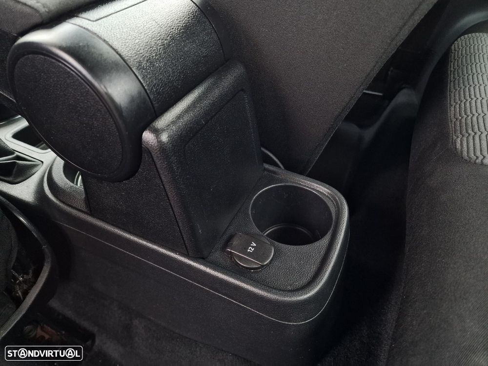 VW New Beetle 1.2 TSI Design - 12