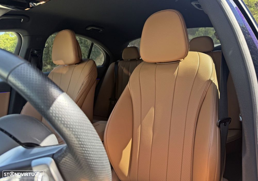 Mercedes-Benz E 300 de AMG Line - 19