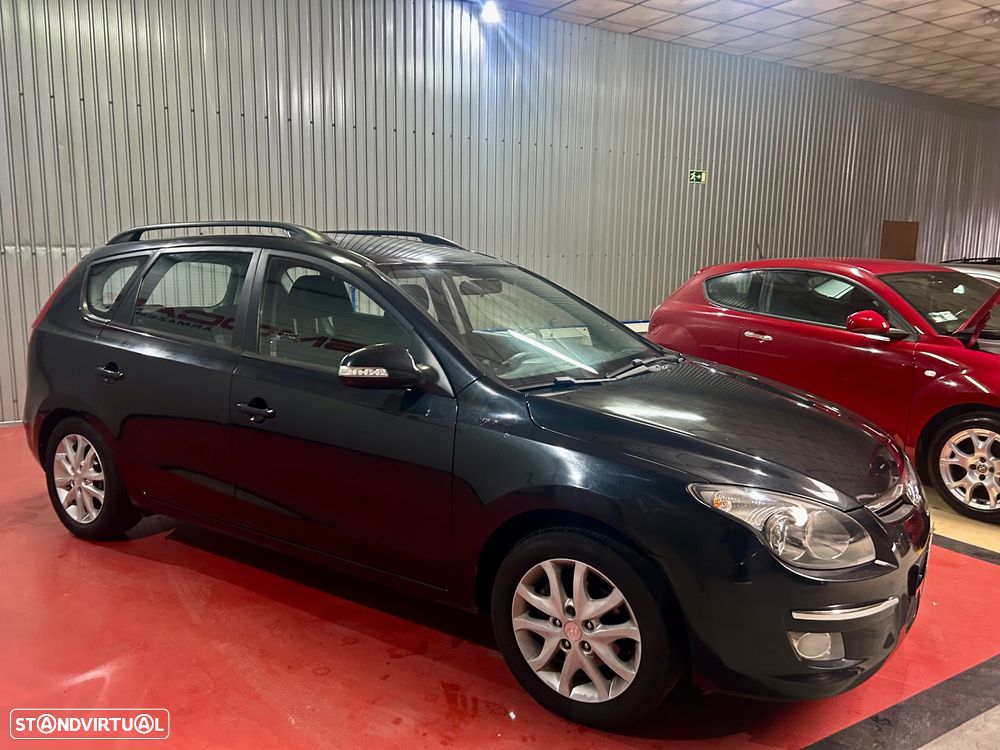 Hyundai i30 CW 1.4 CVVT Blue Comfort - 3