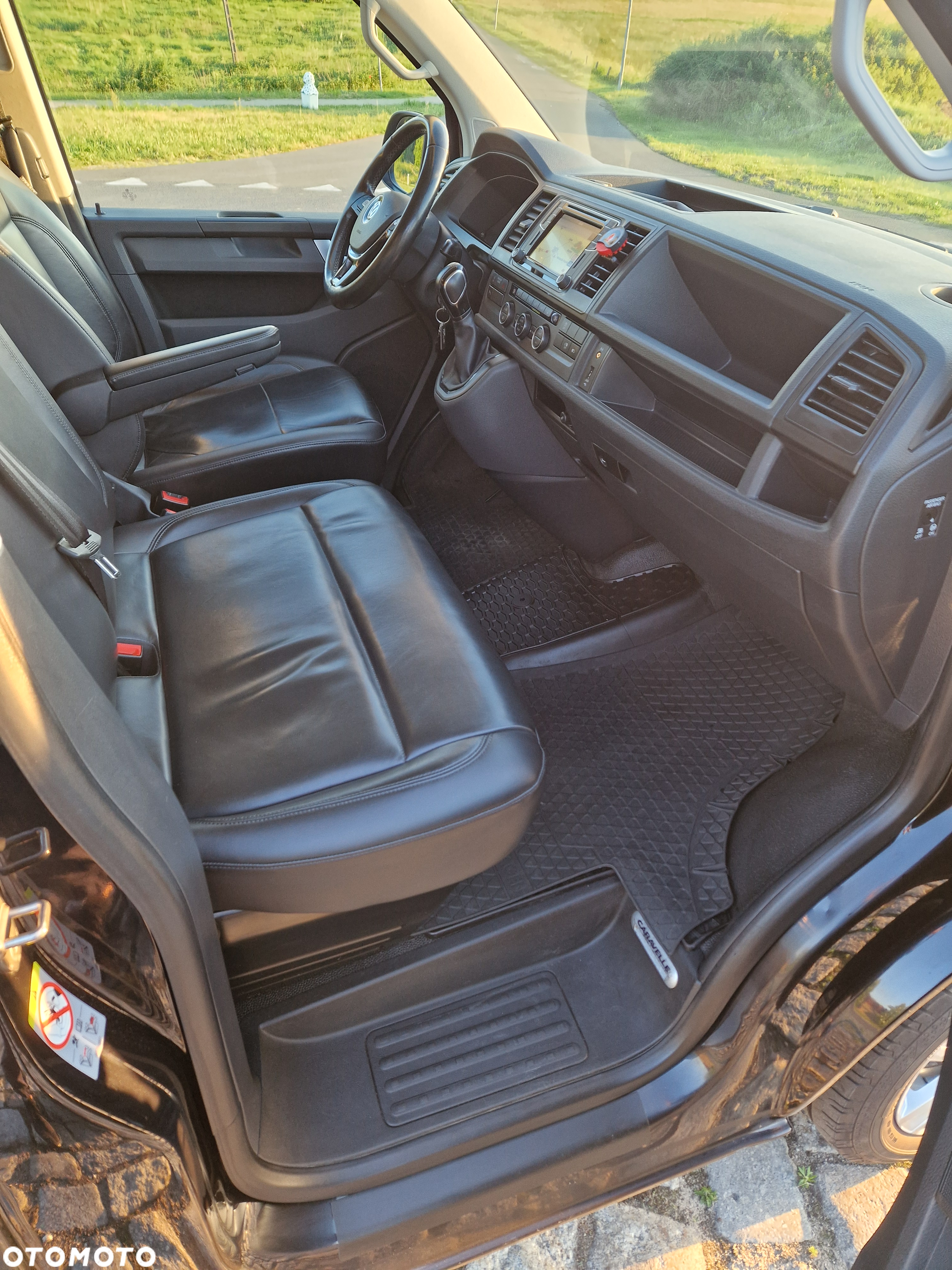 Volkswagen Caravelle 2.0 BiTDI L2 Highline 4Motion DSG - 17