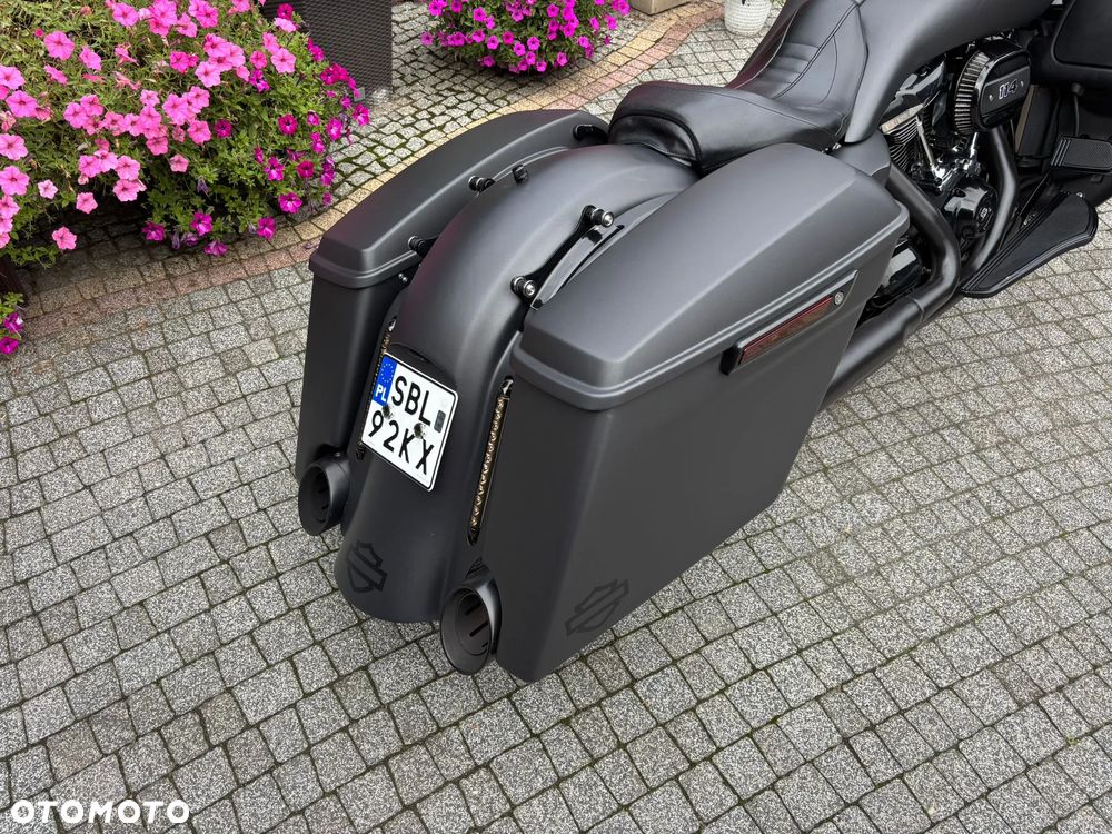 Harley-Davidson Touring Road Glide - 20