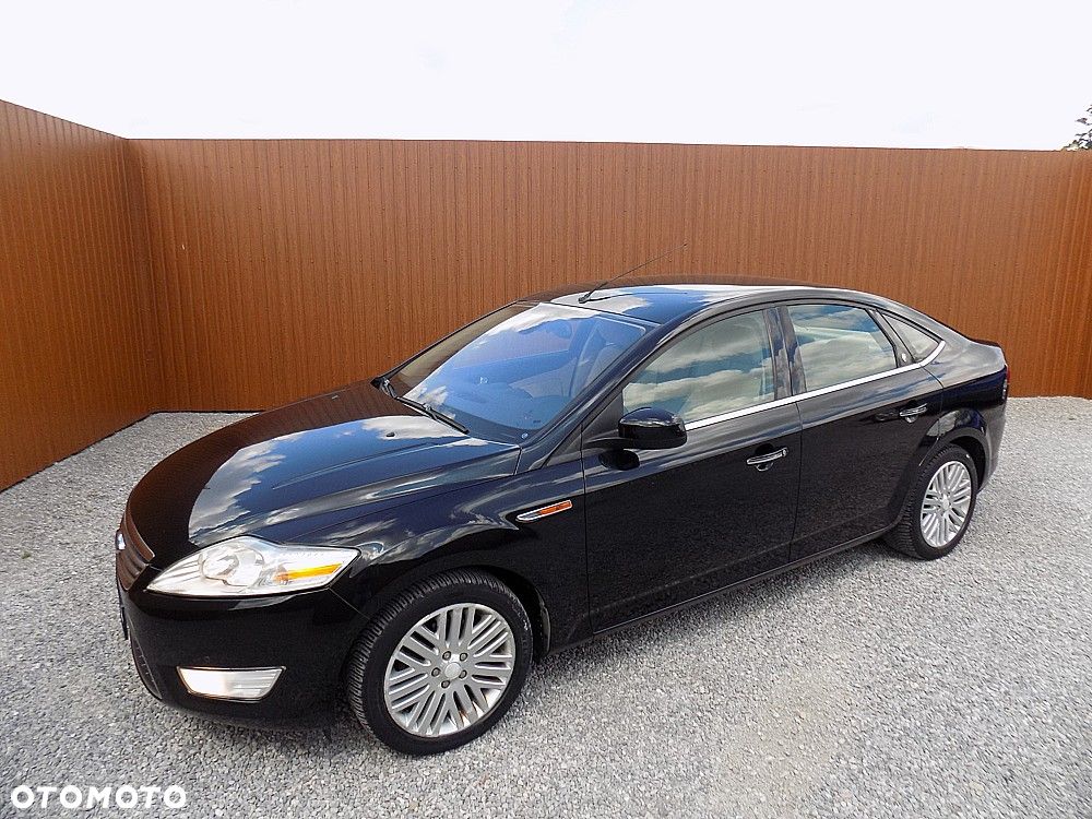 Ford Mondeo 2.0 TDCi Ghia - 30
