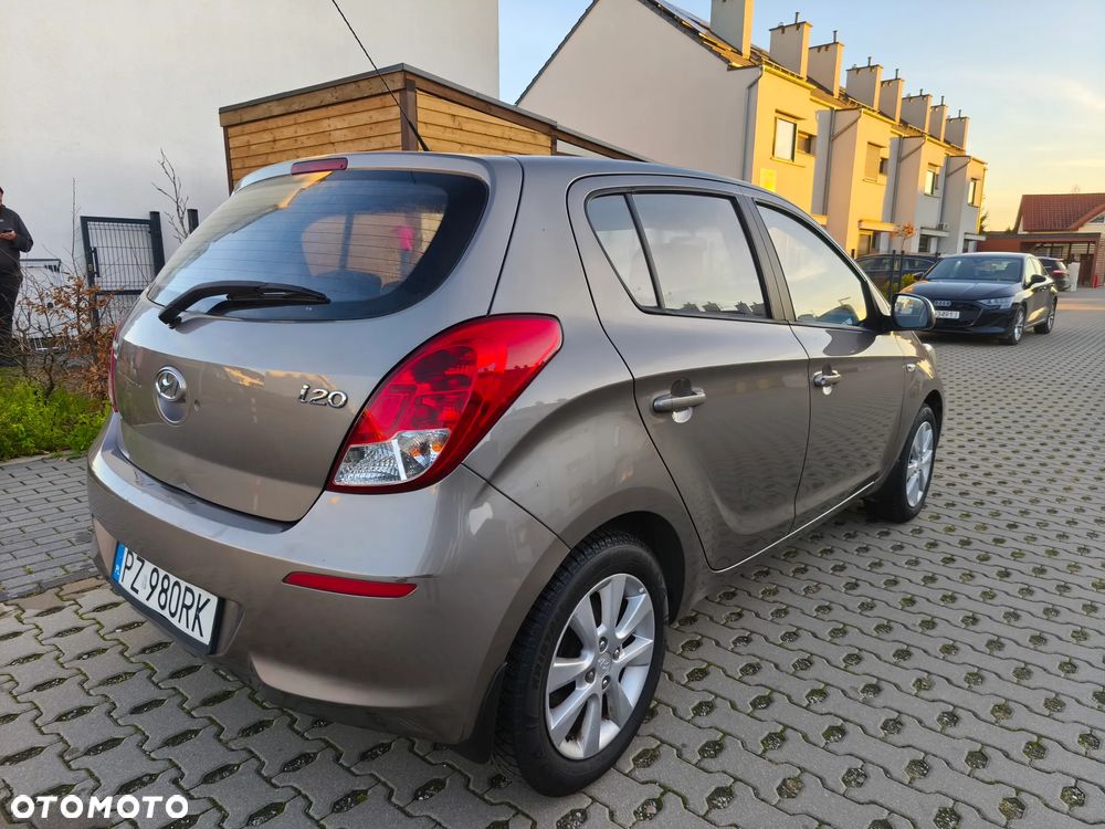 Hyundai i20 1.25 Wersja Jubileuszowa - 9