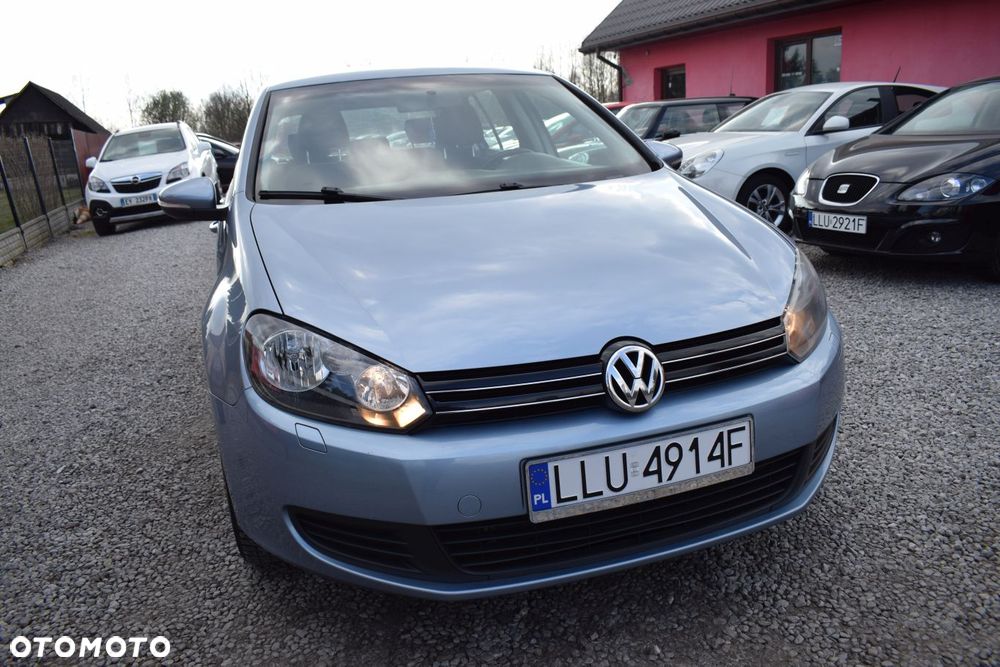 Volkswagen Golf - 6
