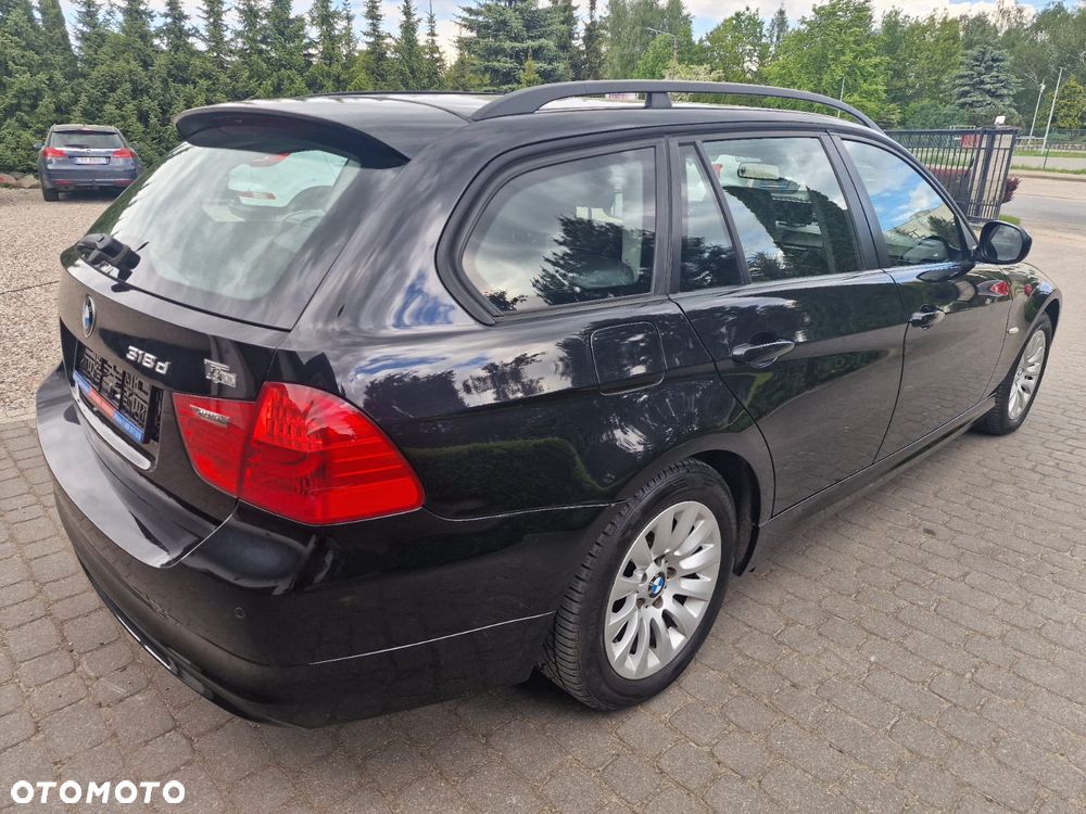 BMW Seria 3 318d DPF - 7